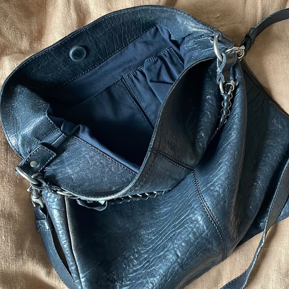 Givenchy genuine leather crossbody bag - Picture 11 of 16